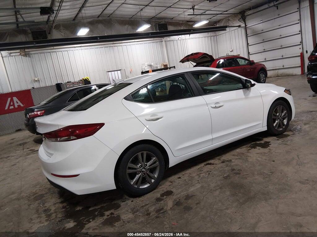 5NPD84LF3HH186181 2017 HYUNDAI ELANTRA photo no. 4