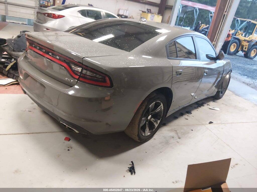 2C3CDXHG6HH563299 2017 DODGE CHARGER photo no. 4