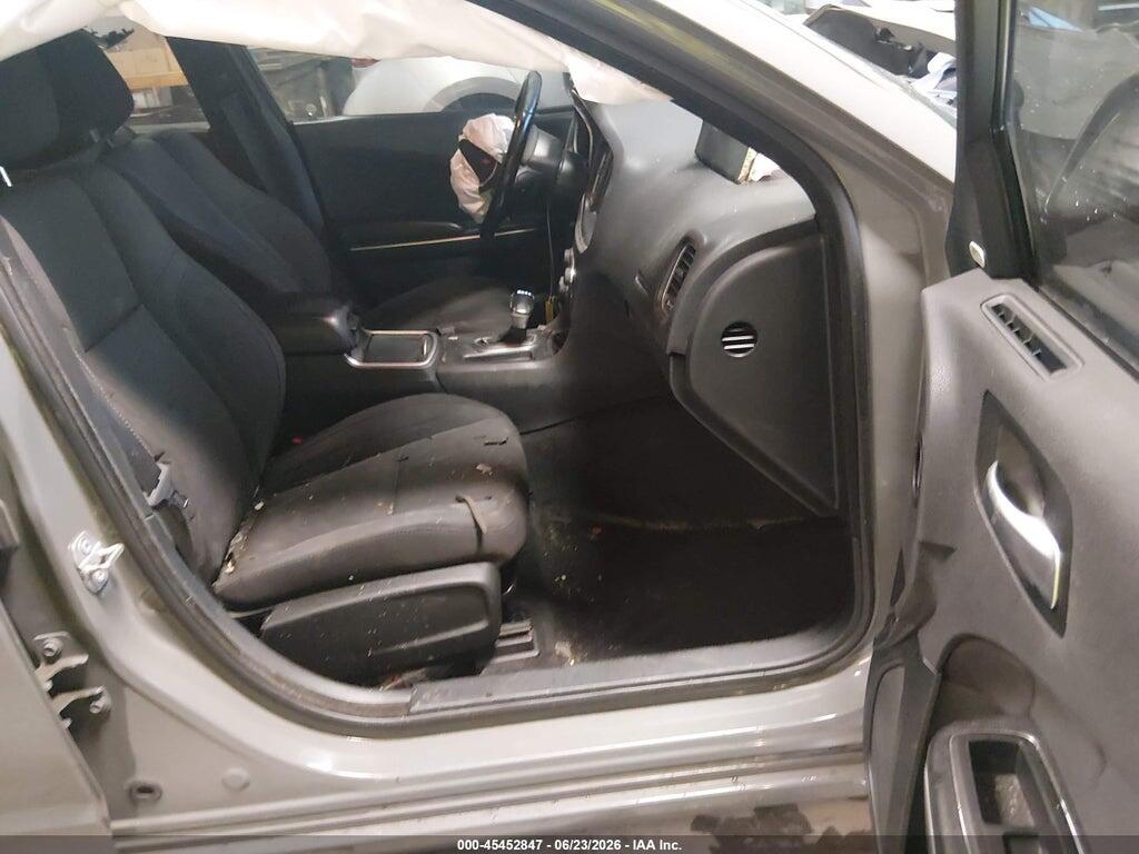 2C3CDXHG6HH563299 2017 DODGE CHARGER photo no. 5