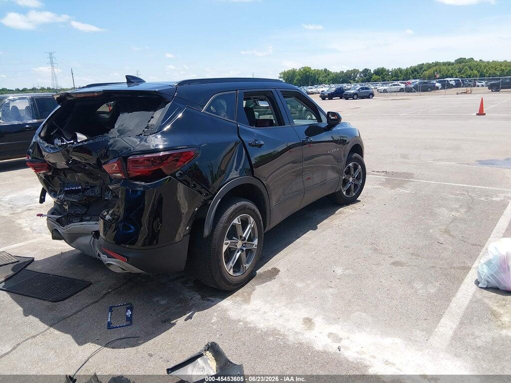 3GNKBHR4XPS190052 2023 CHEVROLET BLAZER photo no. 4