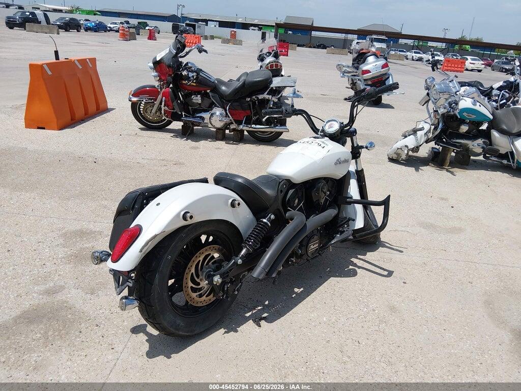 56KMSB111G3116275 2016 INDIAN MOTORCYCLE CO. SCOUT photo no. 4