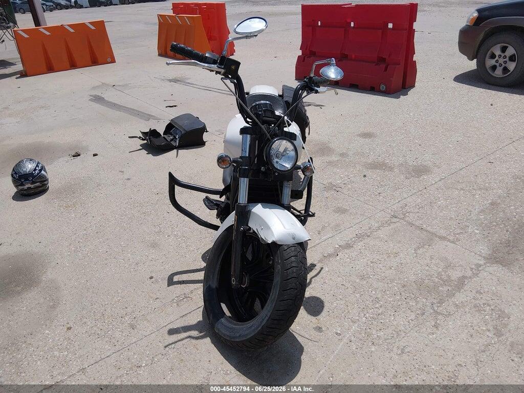 56KMSB111G3116275 2016 INDIAN MOTORCYCLE CO. SCOUT photo no. 5