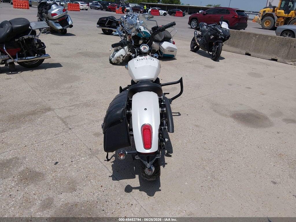 56KMSB111G3116275 2016 INDIAN MOTORCYCLE CO. SCOUT photo no. 6