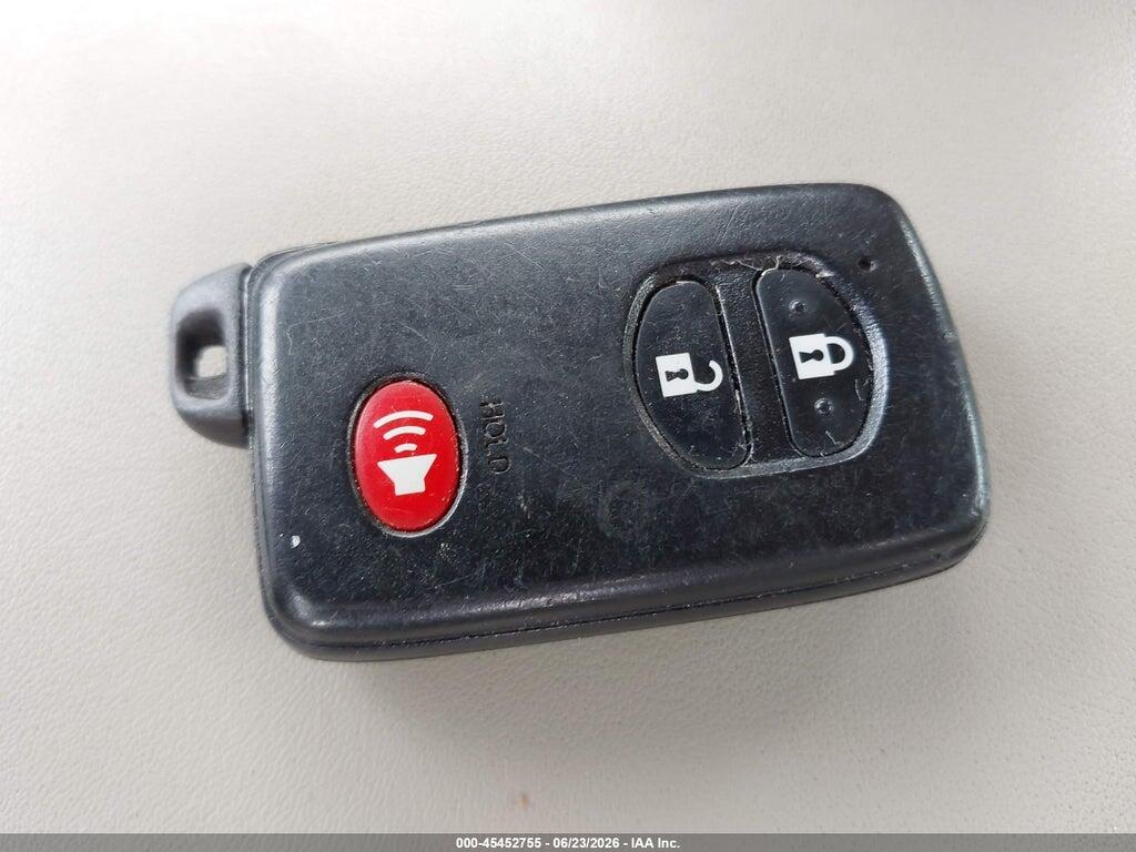 JTDKN3DU2F1876984 2015 TOYOTA PRIUS photo no. 11