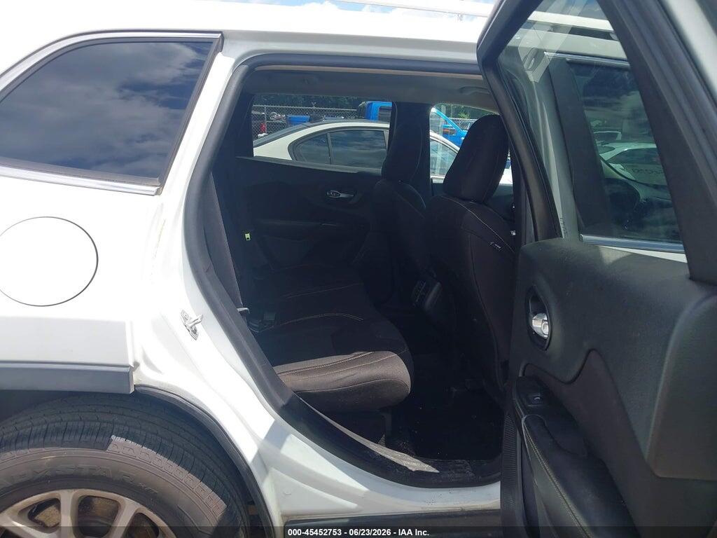 1C4PJLCS5FW573671 2015 JEEP CHEROKEE photo no. 8