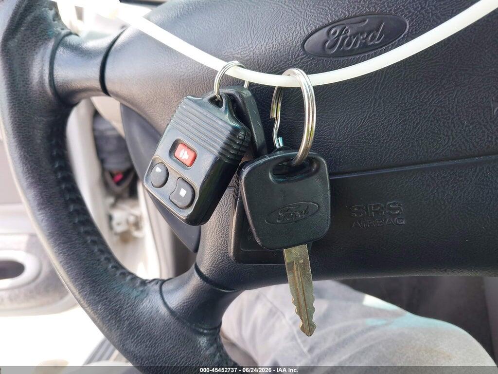 1FMZU63E4YZA49310 2000 FORD EXPLORER photo no. 11