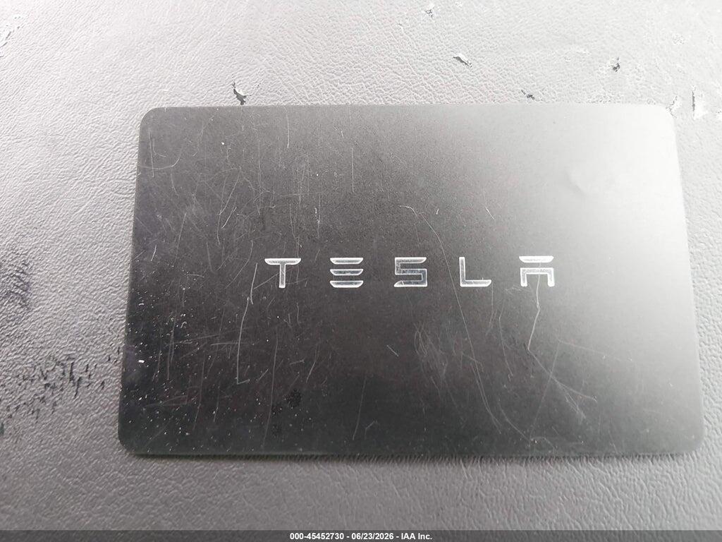 7SAYGDED5PF945977 2023 TESLA MODEL Y photo no. 11