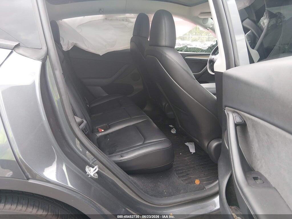 7SAYGDED5PF945977 2023 TESLA MODEL Y photo no. 8