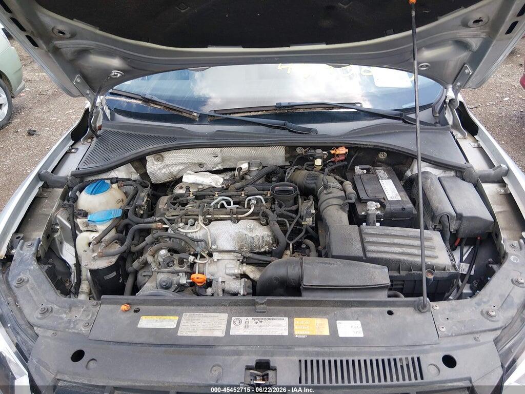 1VWBN7A37CC066332 2012 VOLKSWAGEN PASSAT photo no. 10