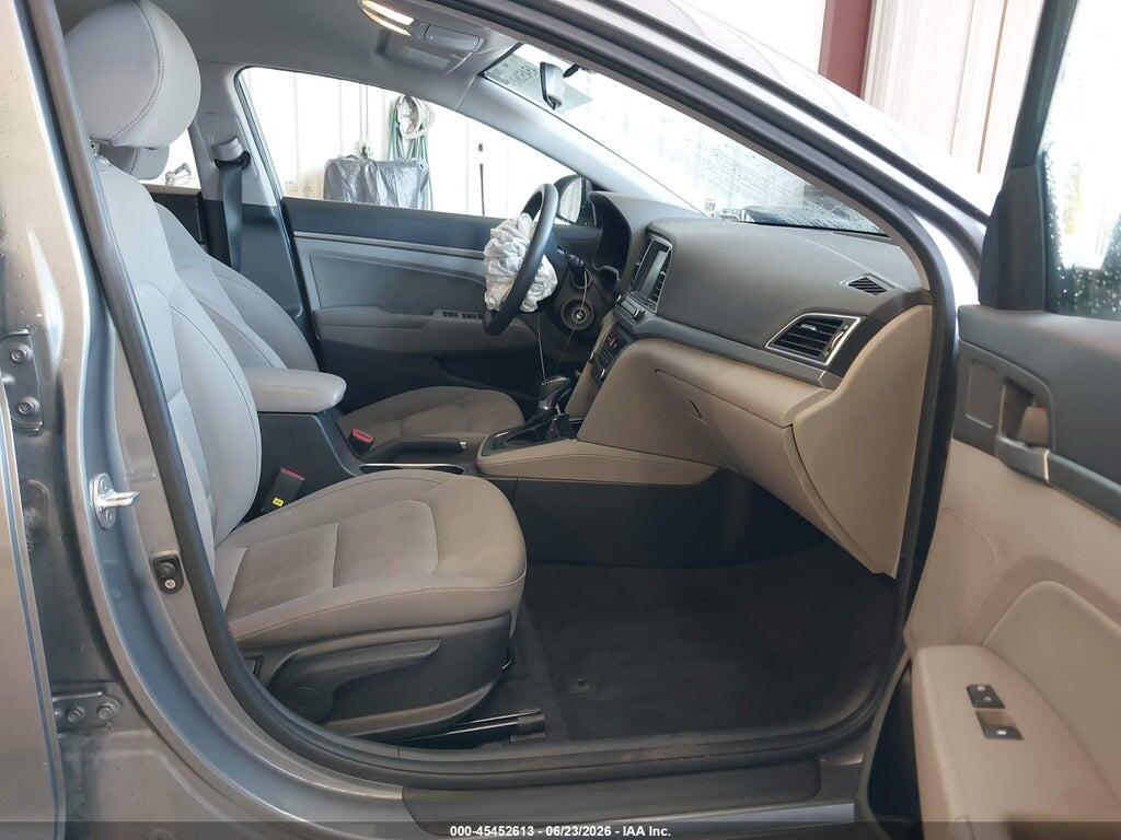 KMHD84LF2JU685013 2018 HYUNDAI ELANTRA photo no. 5