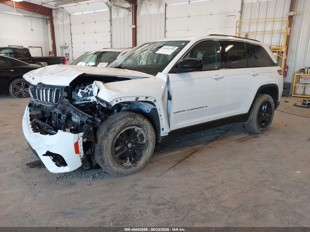 1C4RJHAGXPC547784 2023 JEEP GRAND CHEROKEE photo no. 2