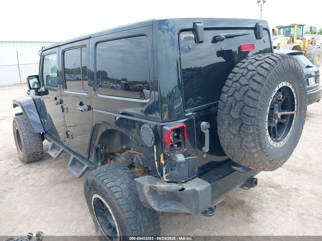1C4BJWEG8CL271387 2012 JEEP WRANGLER UNLIMITED photo no. 3