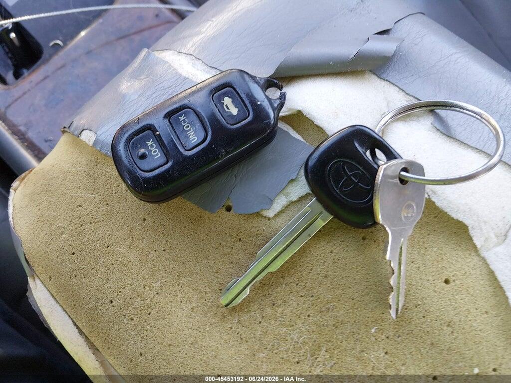 4T1BF28B32U197908 2002 TOYOTA AVALON photo no. 11