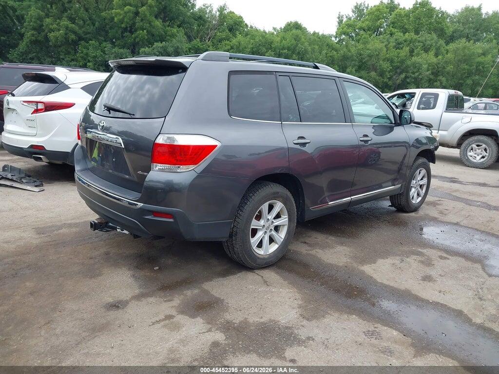 5TDBK3EH0DS211852 2013 TOYOTA HIGHLANDER photo no. 4