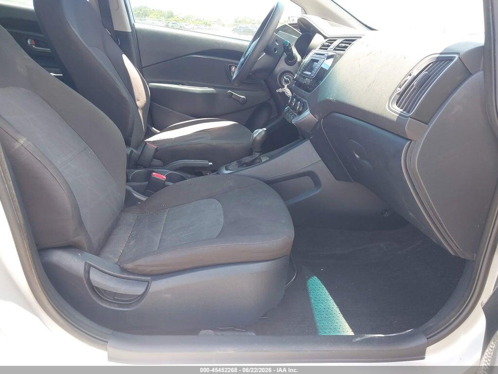 KNADM4A37G6663916 2016 KIA RIO photo no. 5