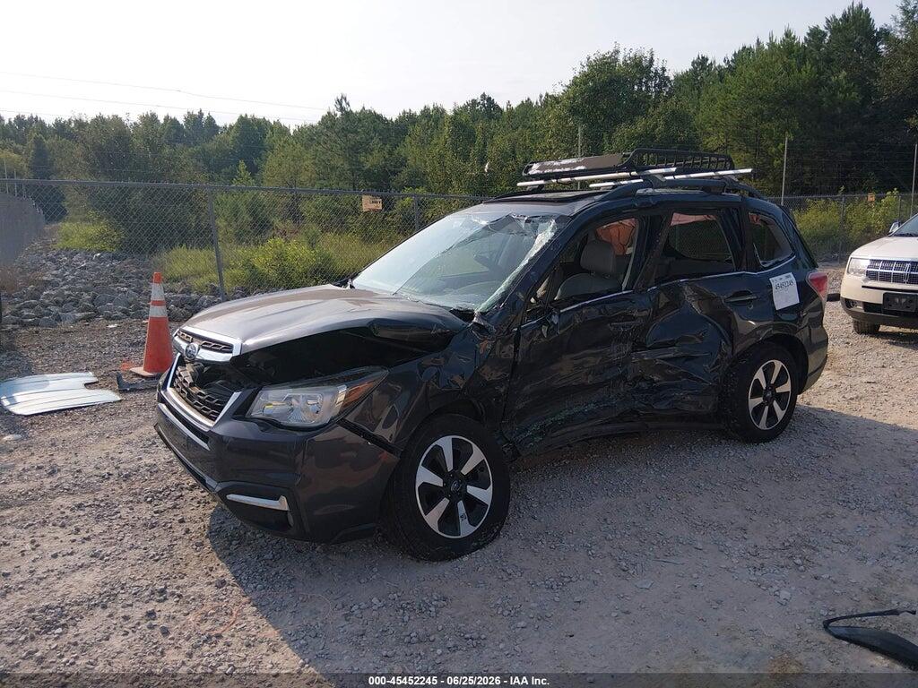 JF2SJAJC7HH572296 2017 SUBARU FORESTER photo no. 2