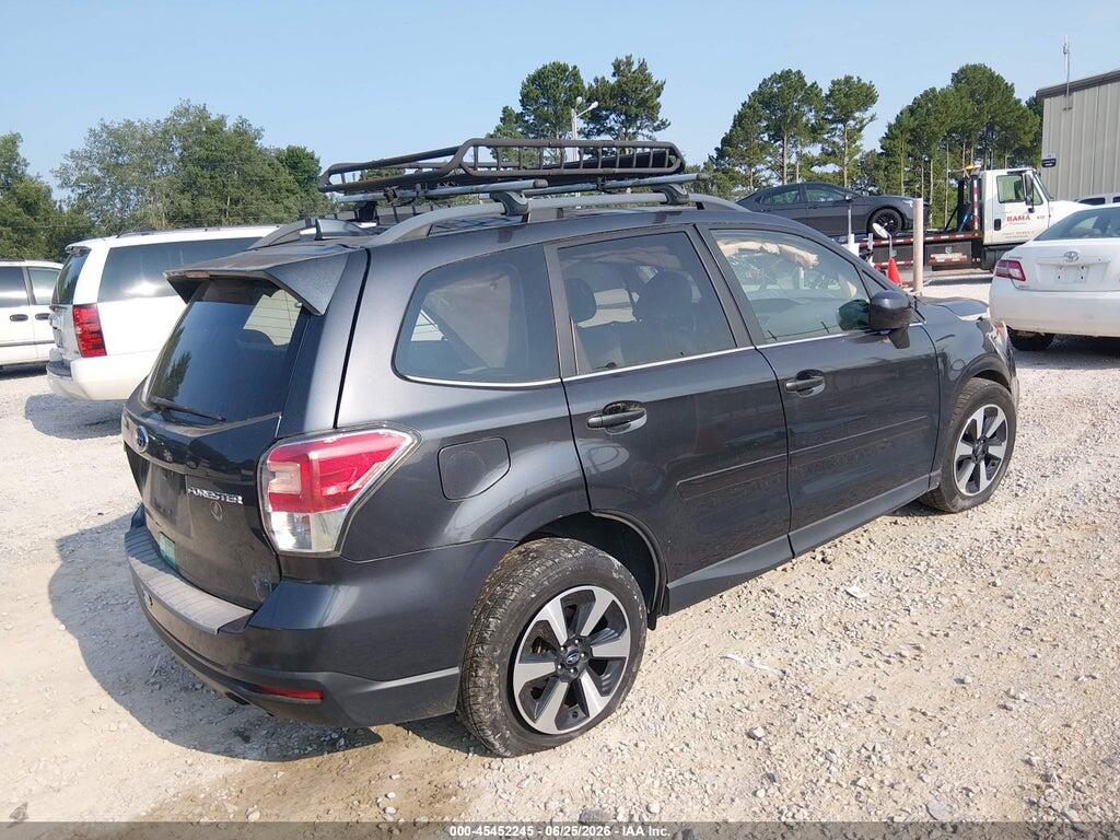 JF2SJAJC7HH572296 2017 SUBARU FORESTER photo no. 4