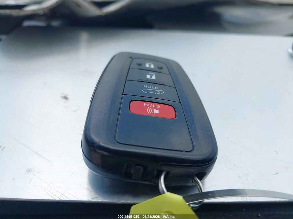 5TDFZRBH8LS001504 2020 TOYOTA HIGHLANDER photo no. 11
