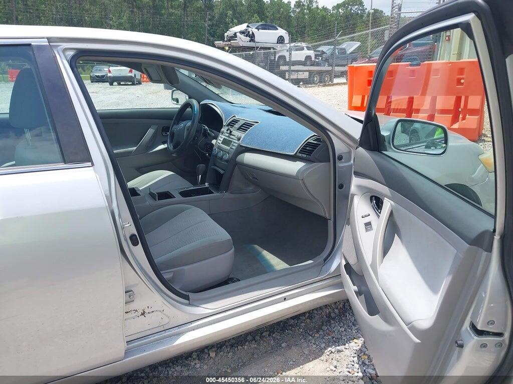 4T1BF3EK0BU684087 2011 TOYOTA CAMRY photo no. 5