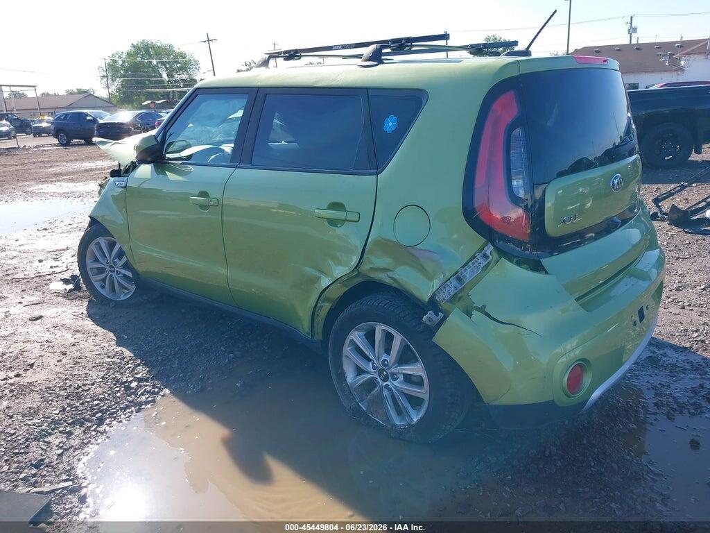 KNDJP3A53J7889560 2018 KIA SOUL photo no. 3