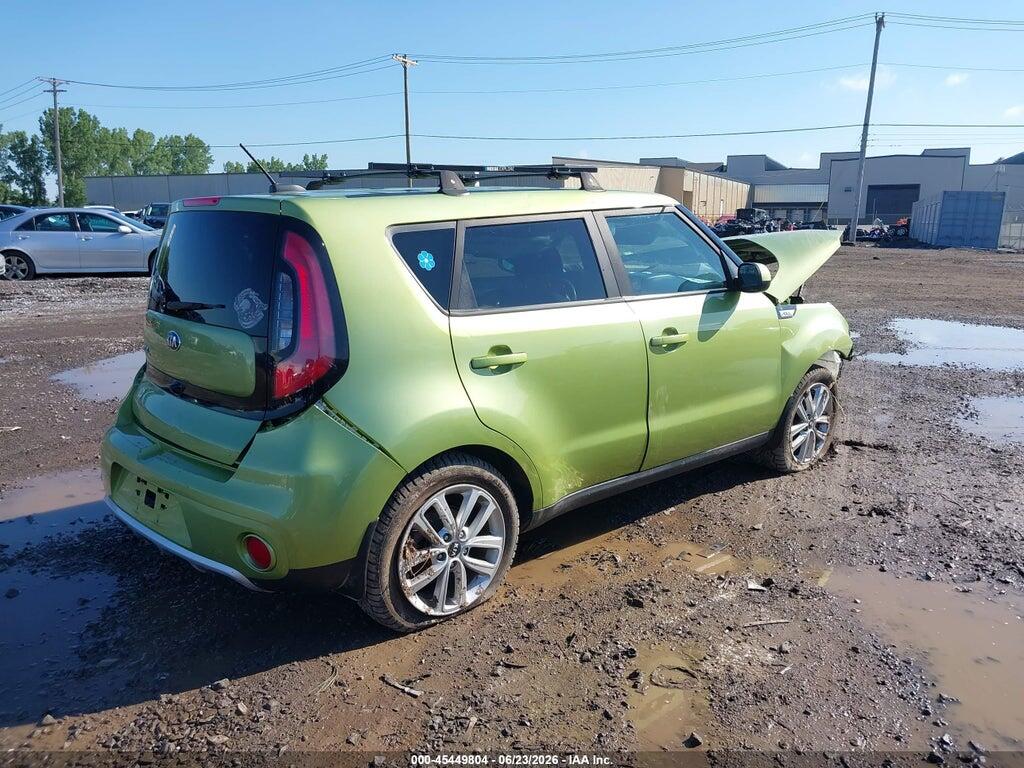 KNDJP3A53J7889560 2018 KIA SOUL photo no. 4