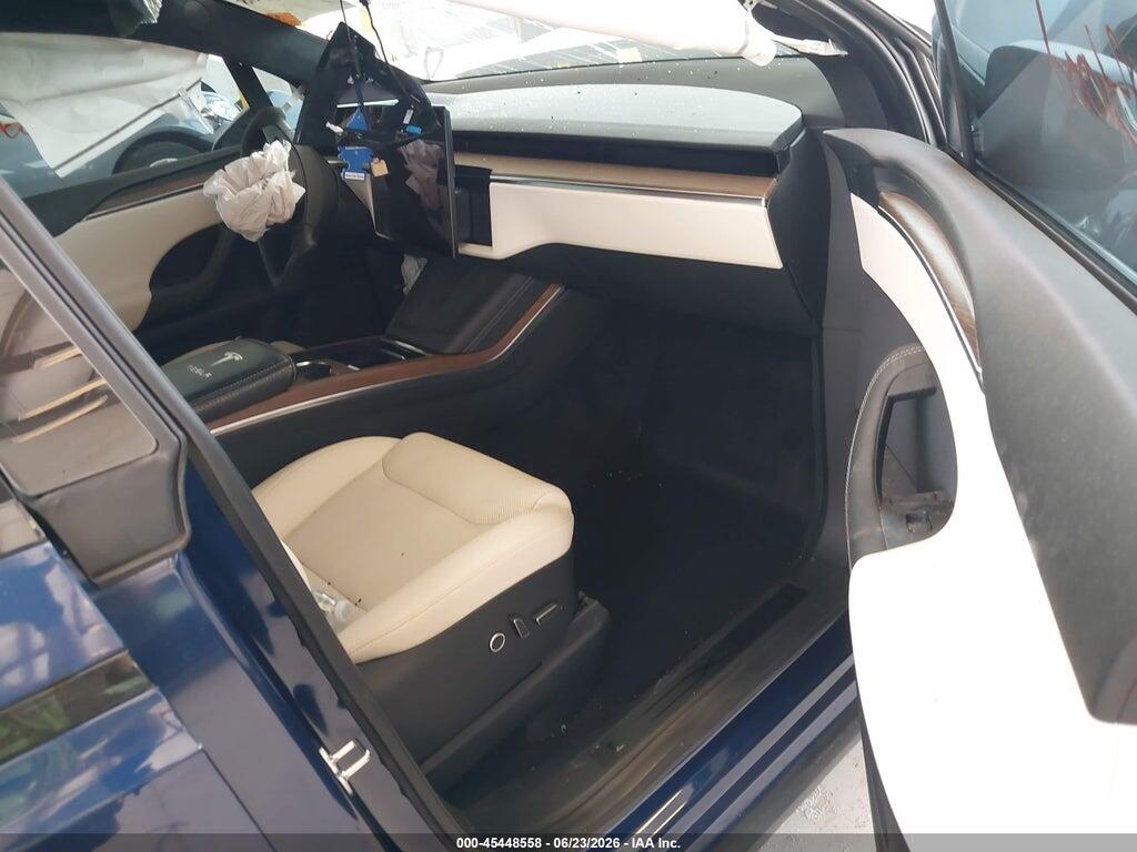7SAXCDE51NF360312 2022 TESLA MODEL X photo no. 5