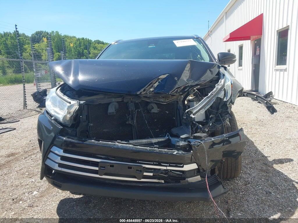 5TDJZRFH5HS397807 2017 TOYOTA HIGHLANDER photo no. 12