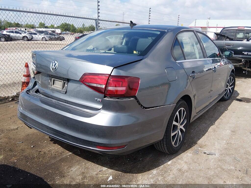 3VWDB7AJ3HM371980 2017 VOLKSWAGEN JETTA photo no. 4