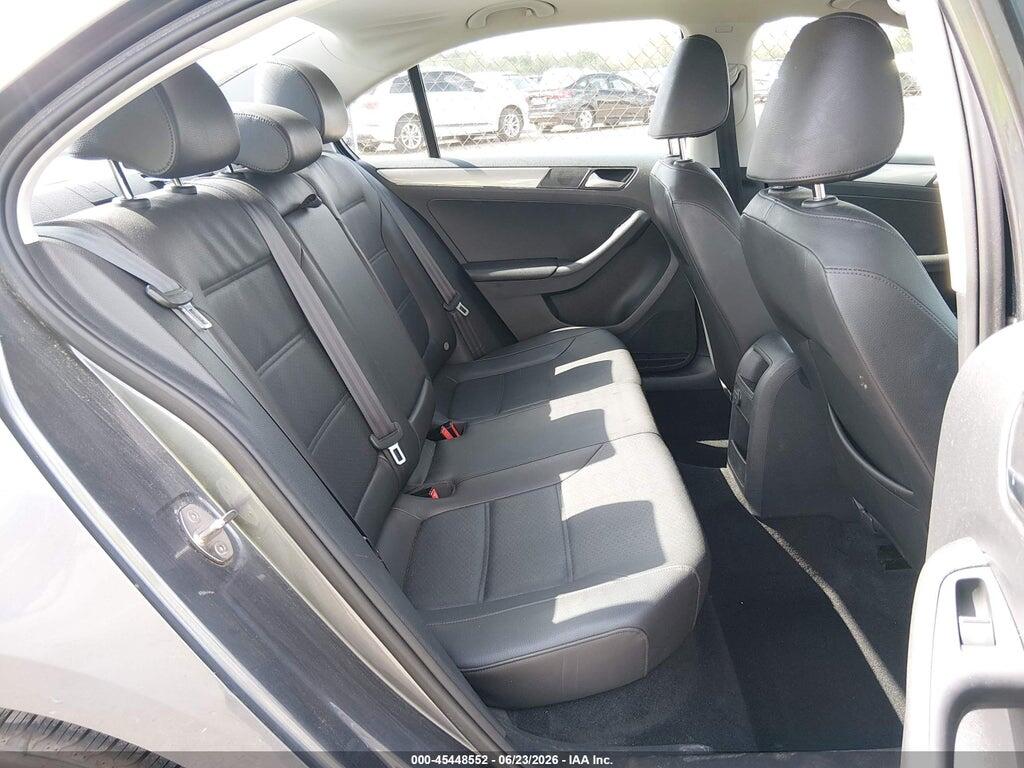 3VWDB7AJ3HM371980 2017 VOLKSWAGEN JETTA photo no. 8