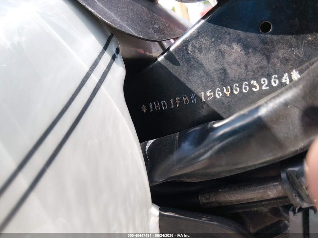 1HD1FBW156Y663264 2006 HARLEY-DAVIDSON FLHRI photo no. 10