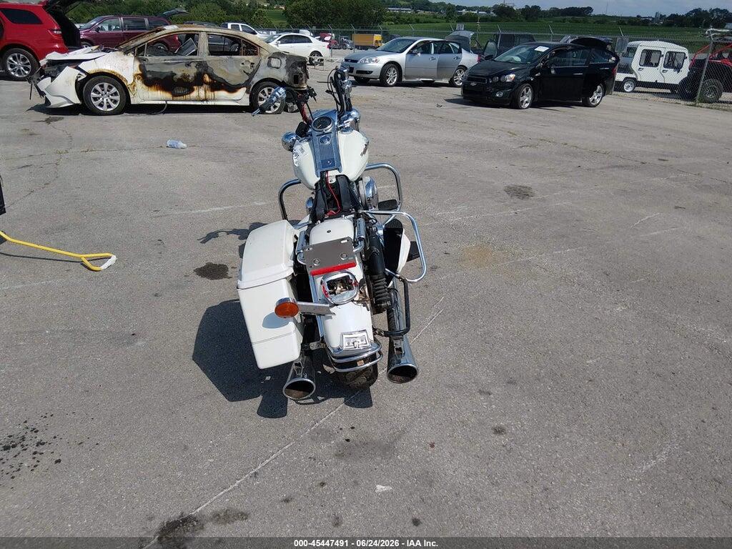 1HD1FBW156Y663264 2006 HARLEY-DAVIDSON FLHRI photo no. 6