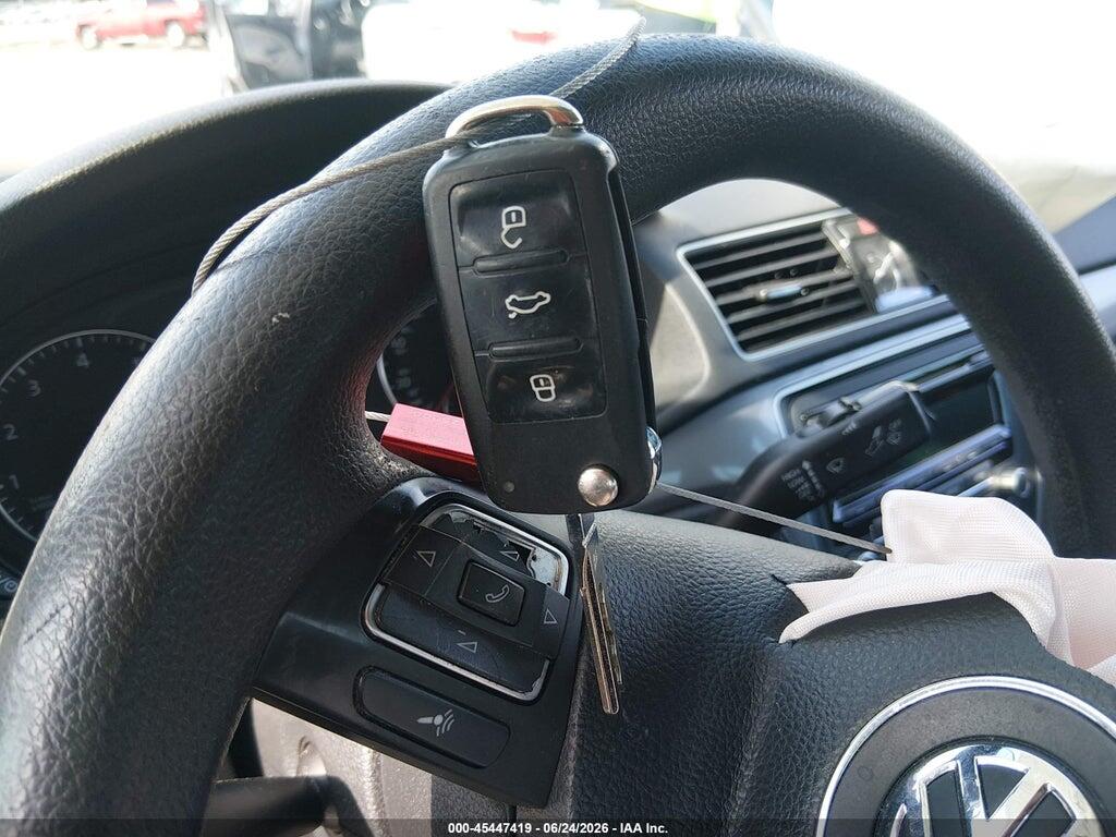 1VWAH7A33DC115529 2013 VOLKSWAGEN PASSAT photo no. 11