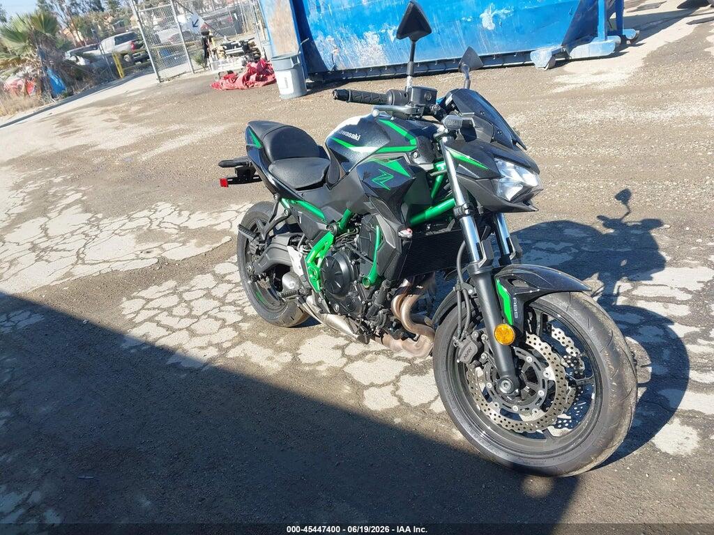 ML5EREN12SDAF8206 2025 KAWASAKI ER650 photo no. 1