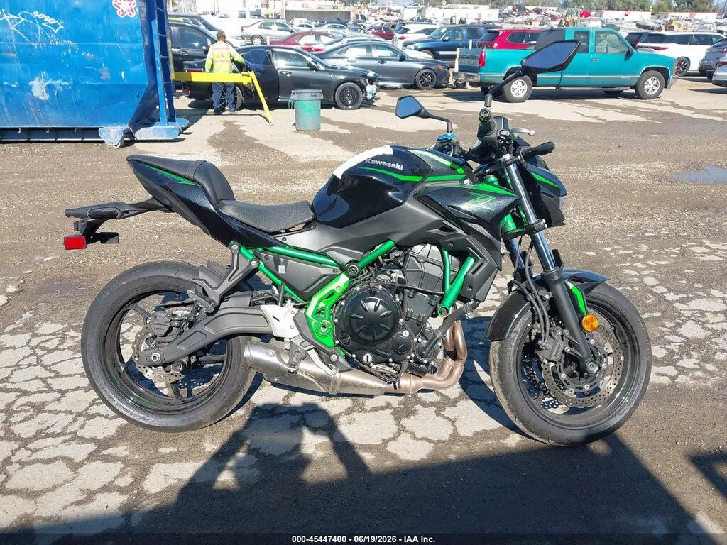 ML5EREN12SDAF8206 2025 KAWASAKI ER650 photo no. 12