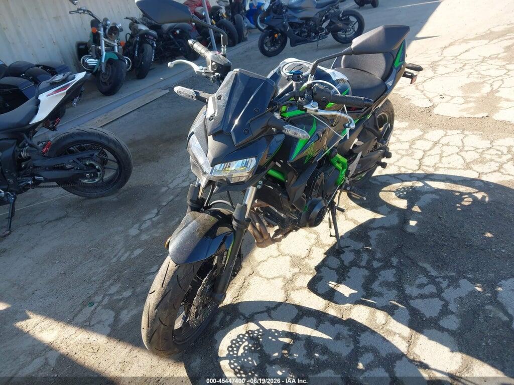 ML5EREN12SDAF8206 2025 KAWASAKI ER650 photo no. 2