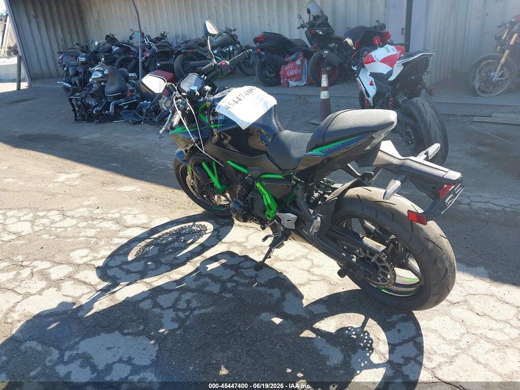 ML5EREN12SDAF8206 2025 KAWASAKI ER650 photo no. 3