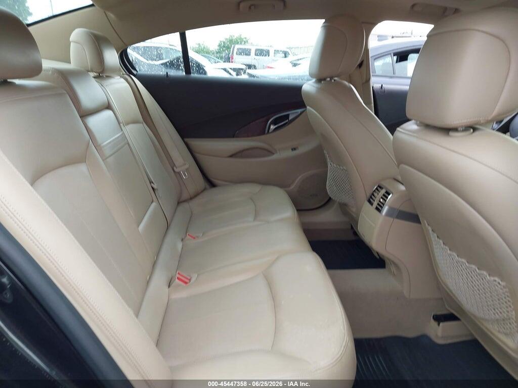 1G4GE5ED2BF213990 2011 BUICK LACROSSE photo no. 8