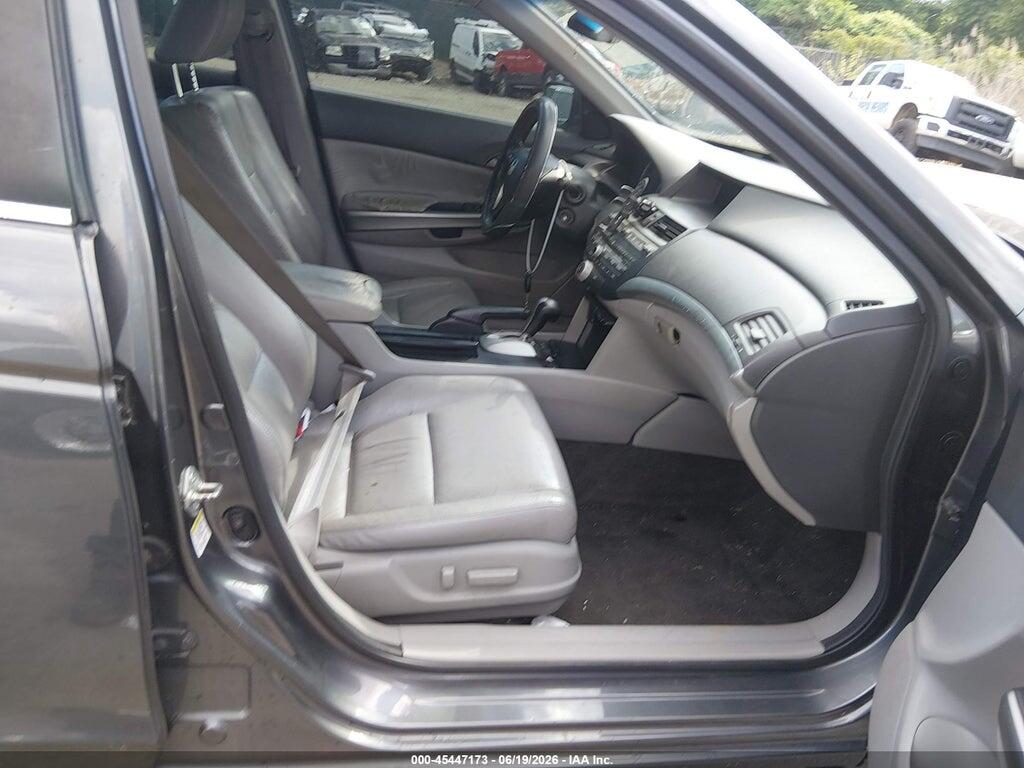 1HGCP3F88AA032179 2010 HONDA ACCORD photo no. 5