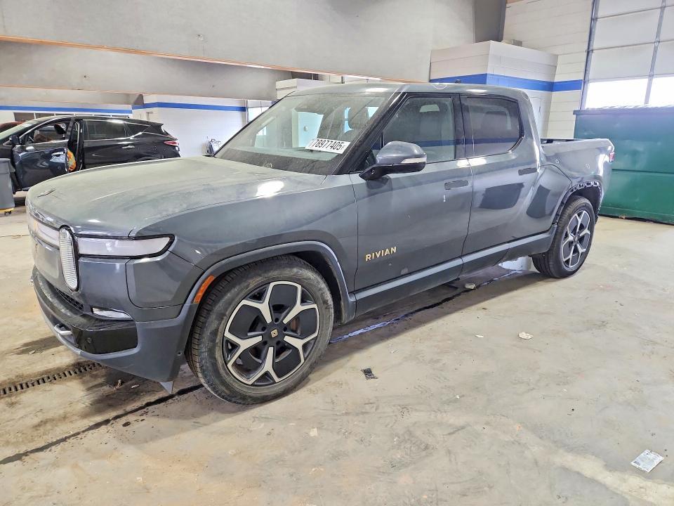 2022 RIVIAN R1T ADVENTURE