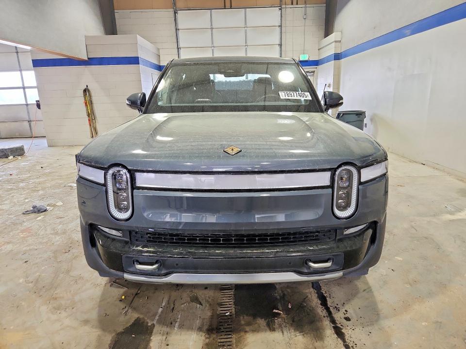 2022 RIVIAN R1T ADVENTURE — Фото 5 из 13