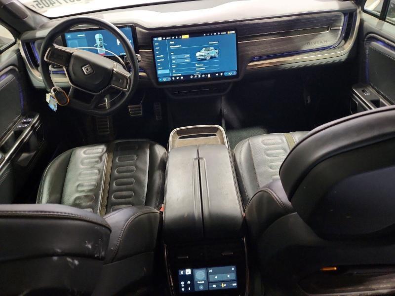 2022 RIVIAN R1T ADVENTURE — Фото 8 из 13