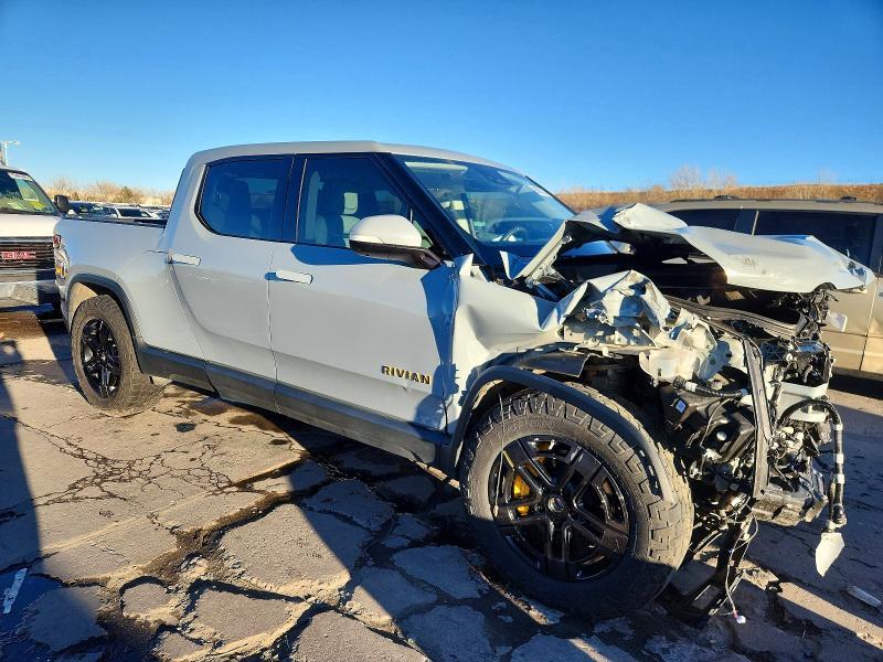 2022 RIVIAN R1T ADVENTURE — Фото 4 из 13