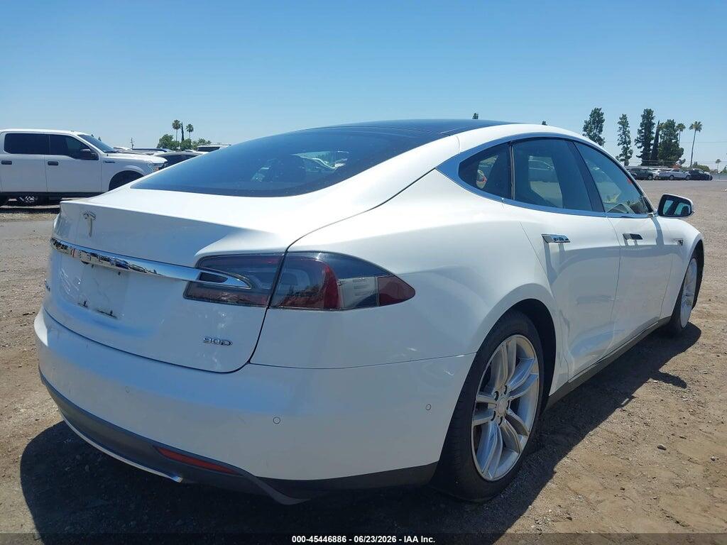 5YJSA1V20FF099936 2015 TESLA MODEL S photo no. 4