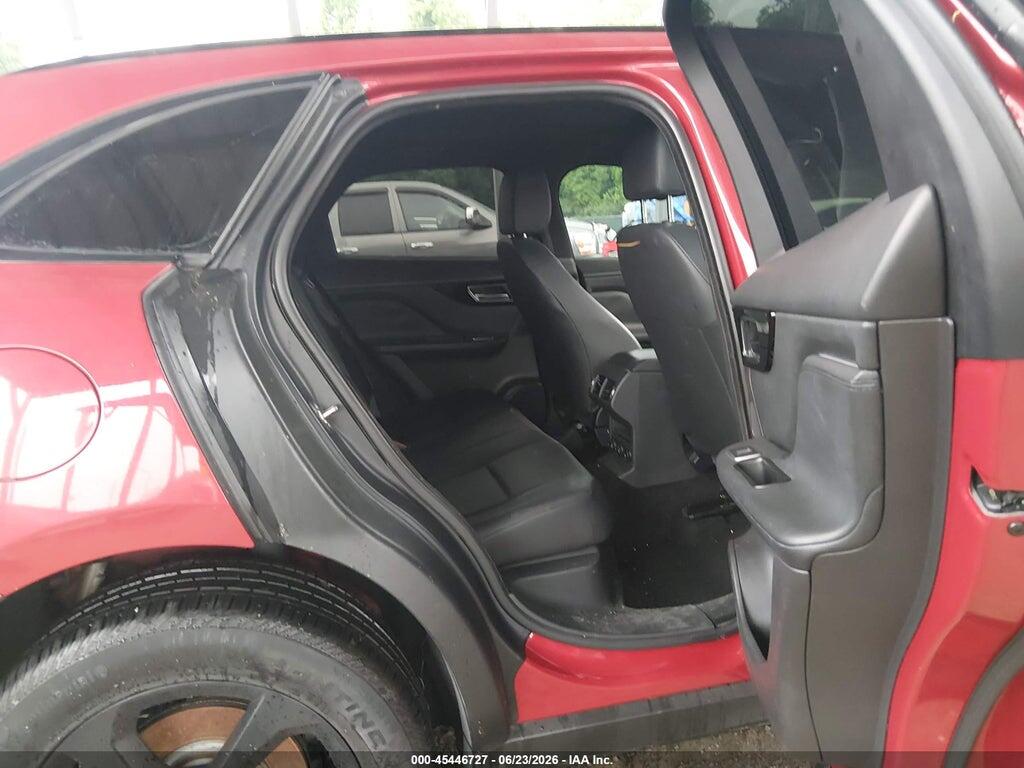 SADCJ2BV6HA894028 2017 JAGUAR F-PACE photo no. 8