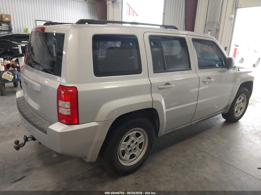 1J4NF2GB8AD530700 2010 JEEP PATRIOT photo no. 4