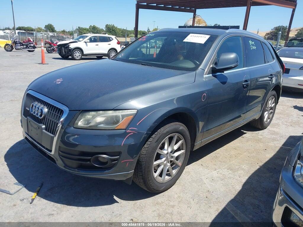 WA1LFBFP1BA109828 2011 AUDI Q5 photo no. 2