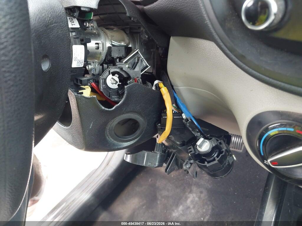 KNDJ23AU2M7738591 2021 KIA SOUL photo no. 6