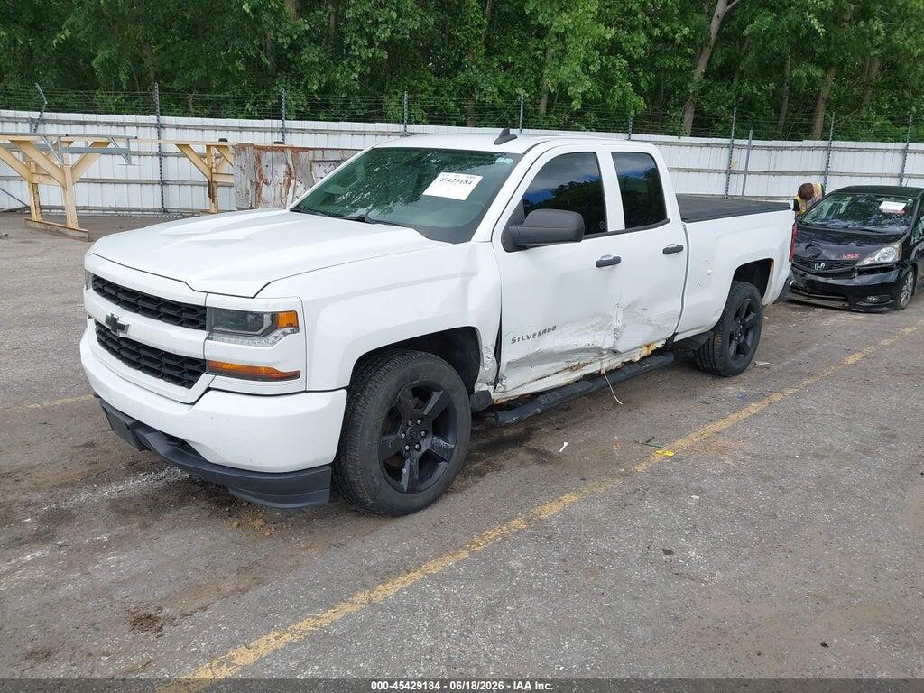 1GCVKPEC7HZ395085 2017 CHEVROLET SILVERADO 1500 photo no. 2