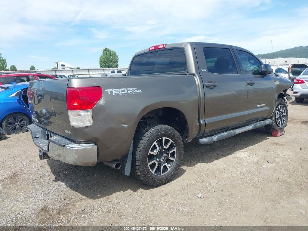 5TFDY5F10AX101880 2010 TOYOTA TUNDRA photo no. 4