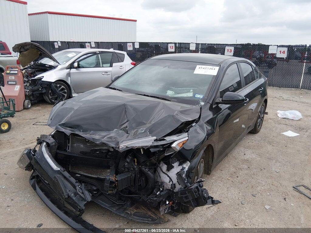 3KPF24AD3RE827640 2024 KIA FORTE photo no. 2